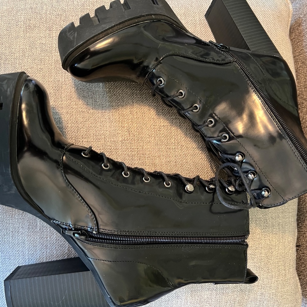 Forever 21 Shoes | Chunky Heel Black Lace Up Combat Boots